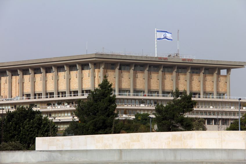 בנות ובני זוג של משרתי מילואים יהיו מוגנים מפיטורים ויקבלו מענק הסתגלות